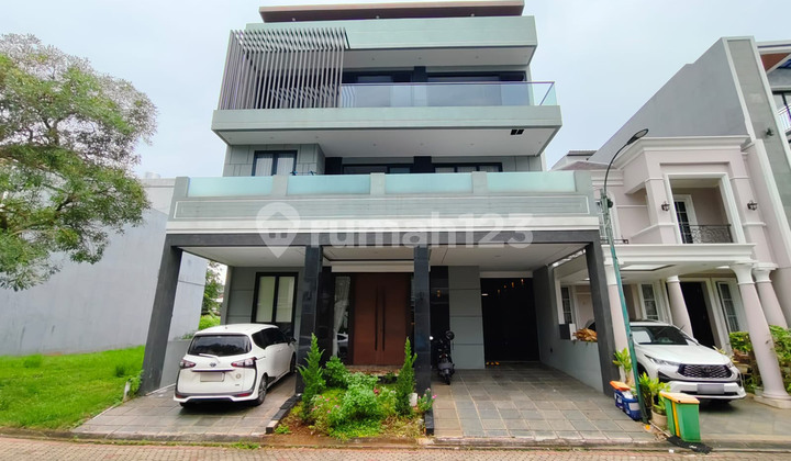 Rumah Mewah Fully Furnished di Perumahan Casa Goya Kemanggisan Jakarta Barat Rumah Mewah Fully Furnished di Perumahan Casa Goya Kemanggisan Jakarta Barat
