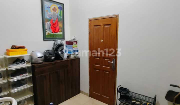 Below Bank Appraisal Value. Duri Kepa West Jakarta Shop House suitable for Business. 2