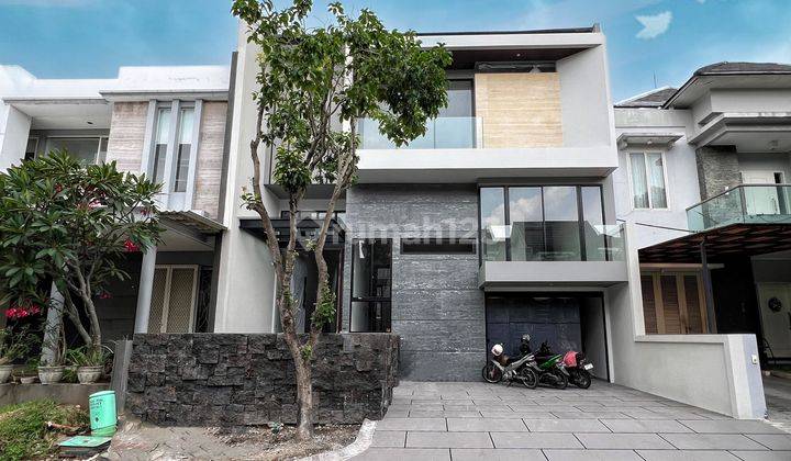 Rumah Citraland Royal Park Cluster Terdepan Split Level Siap Huni 1