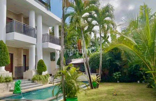 Villa Konsep Modern Minimalis Di Jimbaran Dekat Sama Gwk Bali  1