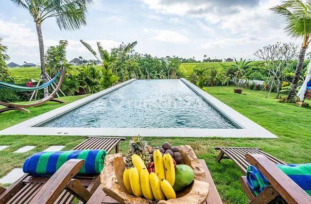 AVAILABLE LUXURY VILLA FOR RENT  IN MENGENING BEACH, CEMAGI 5