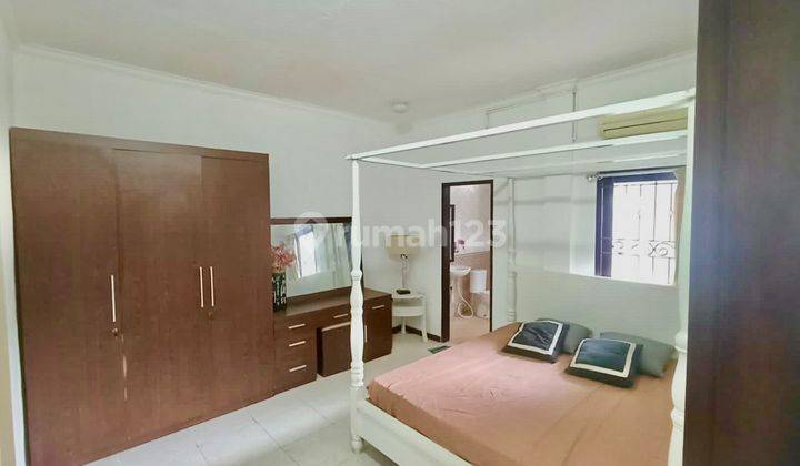 RUMAH SIAP HUNI VIEW SAWAH DI SANUR DEKAT KE RENON 8