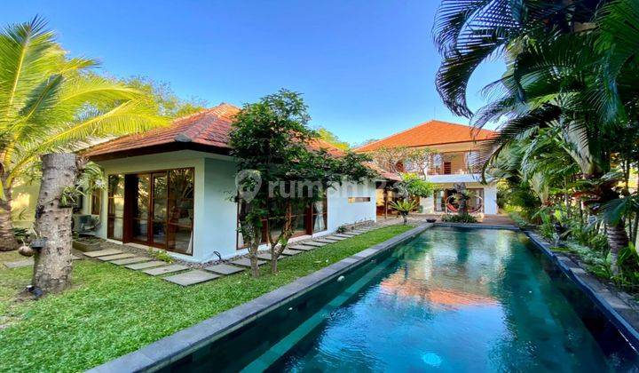 Hot Deals Spacious 3 Bedrooms Villa In Pecatu Uluwatu 1