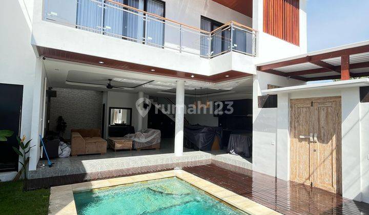 f r e e h o l d  2 Storey 2BR Stunning Modern Villa for sale  1