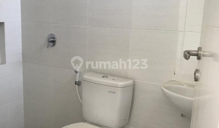 Rumah di Grand Harvest HGB Bagus Unfurnished  3