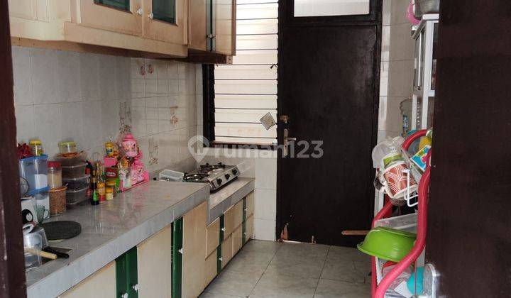 Rumah di Darmo Permai Selatan SHM Bagus furnish  2