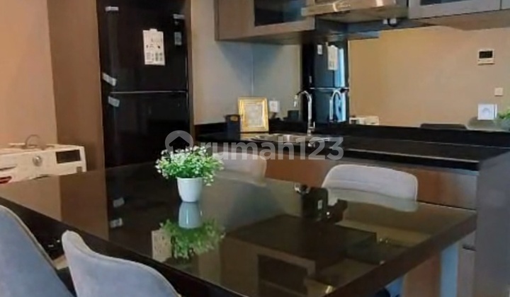 Apartemen 2 Kamar Tidur di Tengah Kota Furnished Apartemen 2 Kamar Tidur di Tengah Kota Furnished