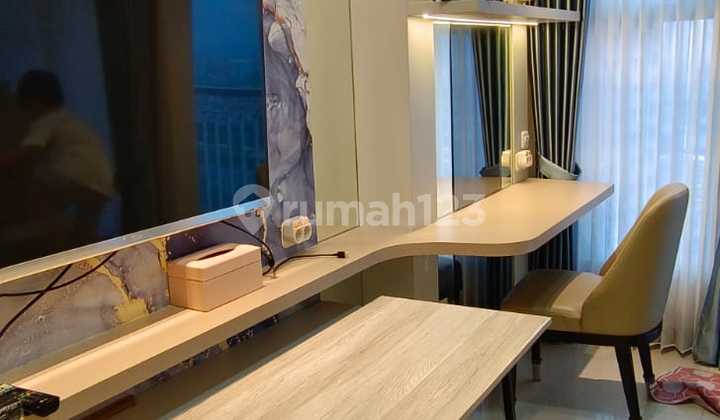 Amor Studio Type Apartment in Pakuwon City Fully Furnished