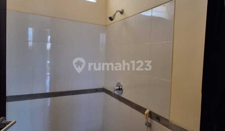 Rumah di Sewakan di Surabaya Barat di Dian Istana Daerah 2