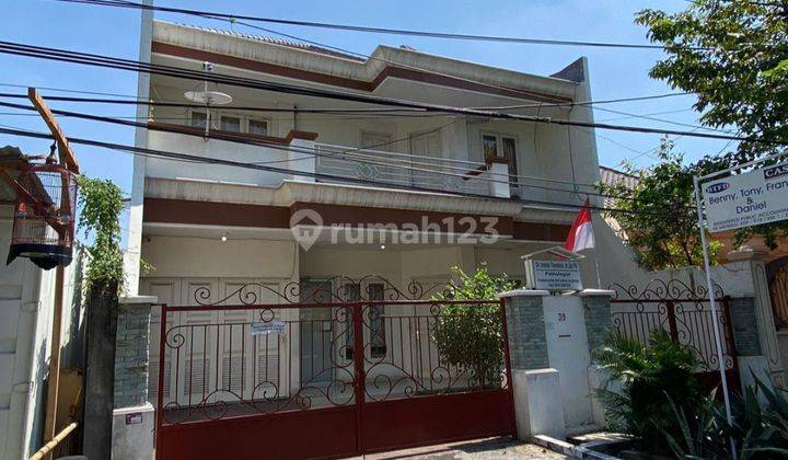 Rumah 3 Lantai Shm Bagus Di Raya Darmo Permai  1