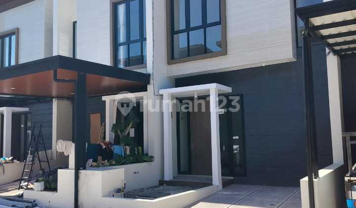 New Brand New Alana House in Gunung Sari 2 Floors for Rent 2