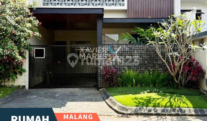 Dijual Rumah Mewah Modern di Kawasan Elite Istana Dieng Malang Dijual Rumah Mewah Modern di Kawasan Elite Istana Dieng Malang