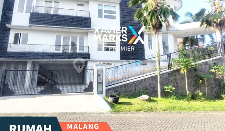 Dijual/Disewakan Rumah Mewah + Kolam Renang di Tidar Malang Dijual/Disewakan Rumah Mewah + Kolam Renang di Tidar Malang