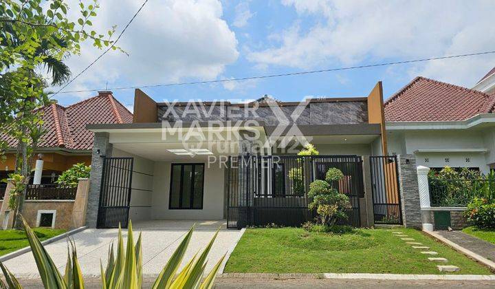 Rumah Modern di Araya Kota Malang Row Jalan Lebar  1