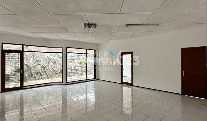 Dijual/Disewakan Rumah Super Luas Strategis di Burung Burung Malang 2