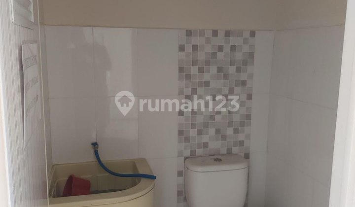 Quick Sale Ready to Occupy Commercial Building for Sale in Karangploso, Malang 2