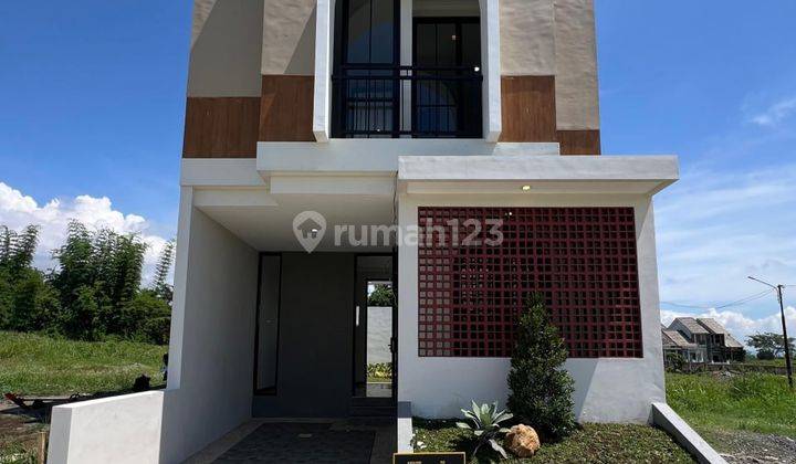 Rumah Gress di Lowokwaru Malang Lingkungan Nyaman 