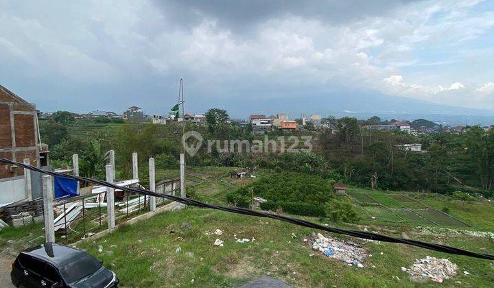 Properti Langka Rumah Hook Murah View Gunung di Patimura Kota Batu 2