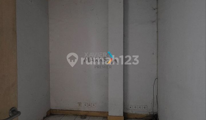 For Rent: Commercial Space on Jl Dewi Sartika, Batu City, Suitable for Business