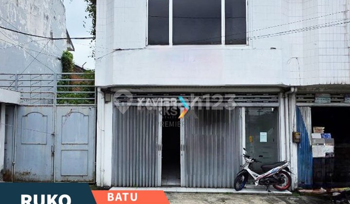 For Rent: Commercial Space on Jl Dewi Sartika, Batu City, Suitable for Business