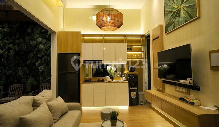 Dijual Cepat Rumah Full Furnish dengan Kolam Renang di Sukun Malang  2