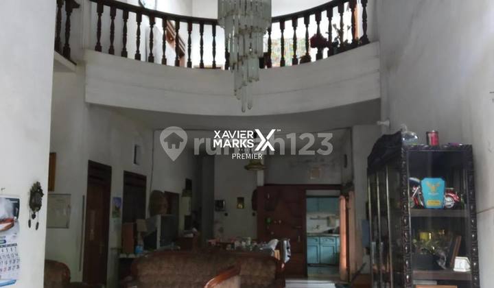 For Sale Mid-City House Near Lavalette Hospital in Purwantoro, Malang City 2