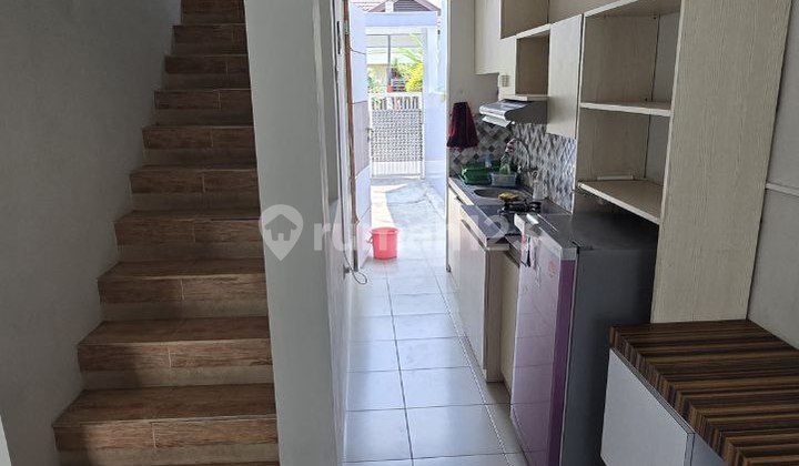 Two-Story Furnished House in Bunga Bunga, Malang Two-Story Furnished House in Bunga Bunga, Malang