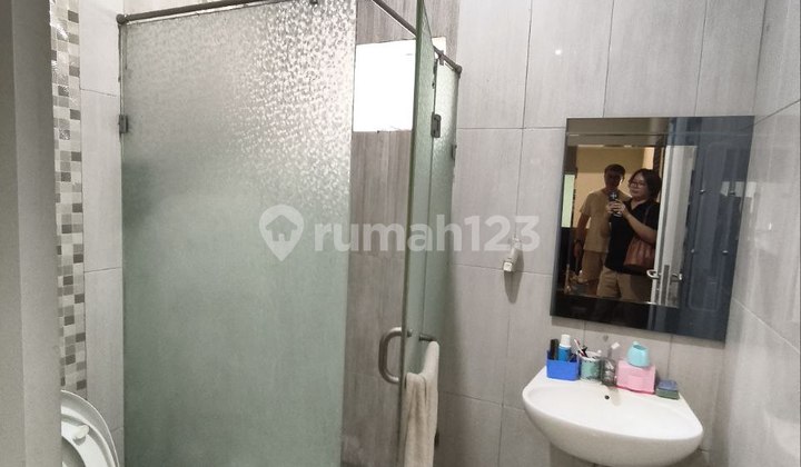 Harga Miring Dijual Rumah Minimalis 2 Lantai di Jl Bunga Bunga Malang 2