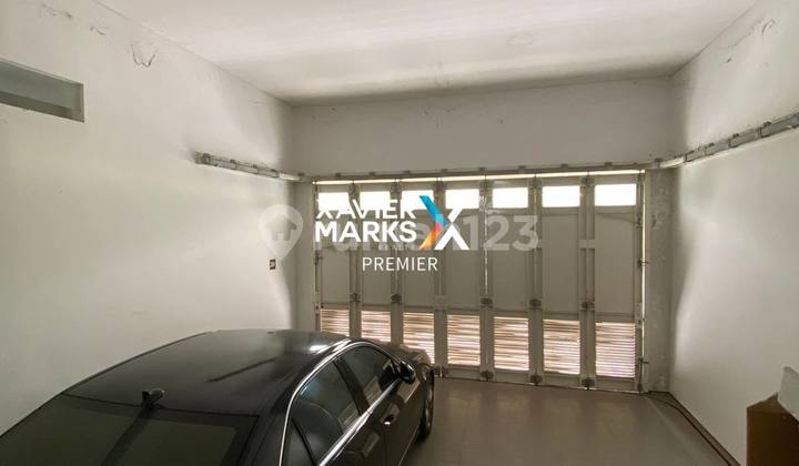 Rarely Available Luxury House with Private Pool in Block Valley Araya Malang 2