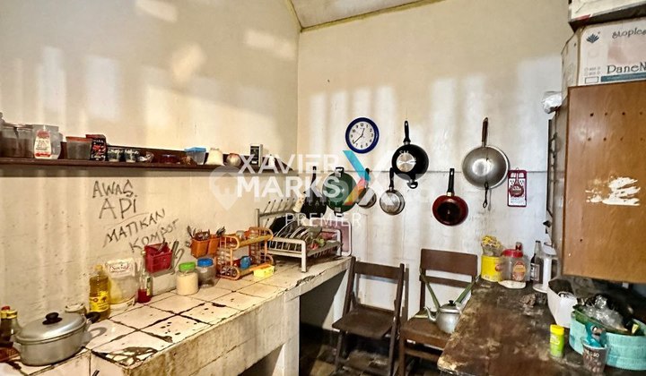 Rare Property Vintage House on Tumenggung Suryo, Blimbing, Malang 2