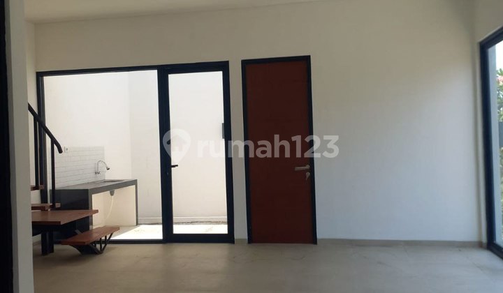 Dijual Murah Rumah Hook Modern The Oz Residence Malang  2