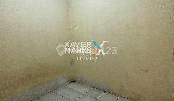 Super Cheap, Well-Maintained House for Sale in City Side, Pakisaji, Malang 2