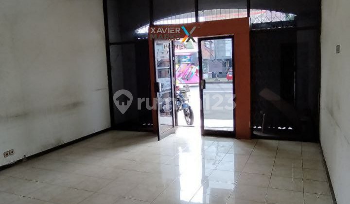For Sale: 2-Story Shophouse, Strategic Location on Mondoroko Road Axis, Singosari, Malang 2