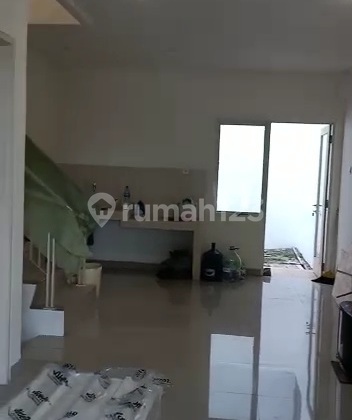 Dijual Rumah Golf Lake Residence 6x18 Unit Langka 2