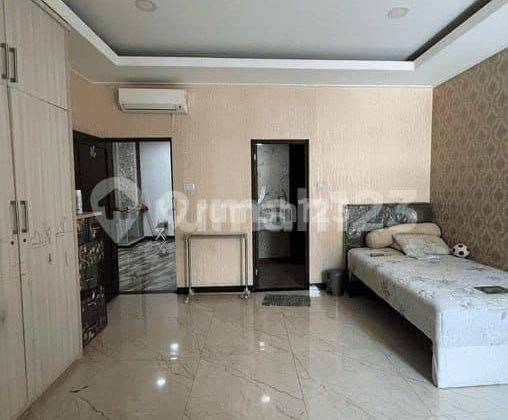 Rumah Golf Lake Residence Renovasi Full 4 Lantai  2