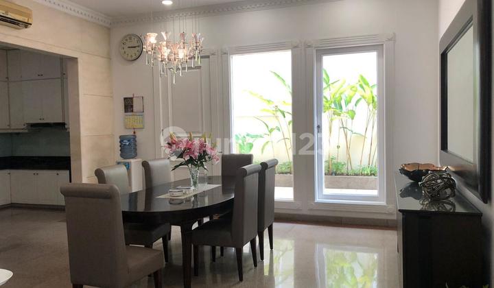 Disewakan Perumah Walet Elok Pantai Indah Kapuk Posisi Hoek 2