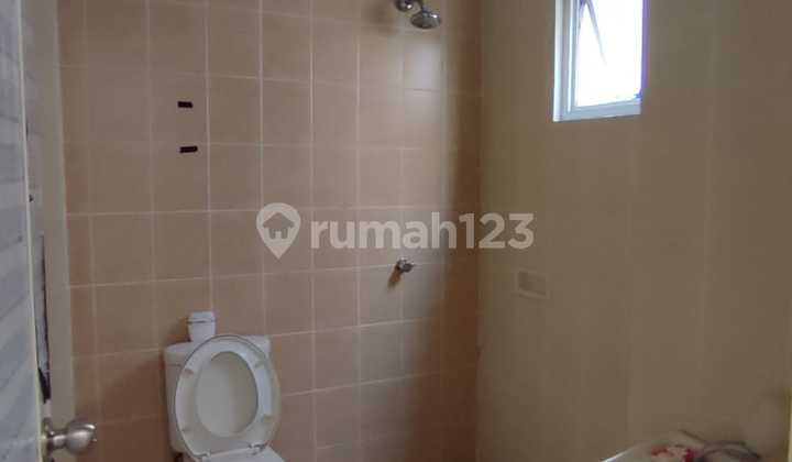 For Rent Fast Shophouse Sedayu Square Cengkareng West Jakarta 2