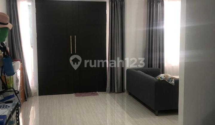 Dijual Rumah Golf Lake Residence 6X15 Semi Furnis 2