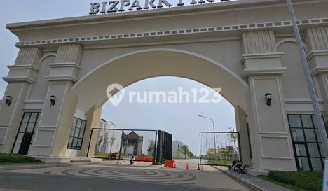 Disewakan Gudang Bizpark Pik 2 Ukuran 9x20