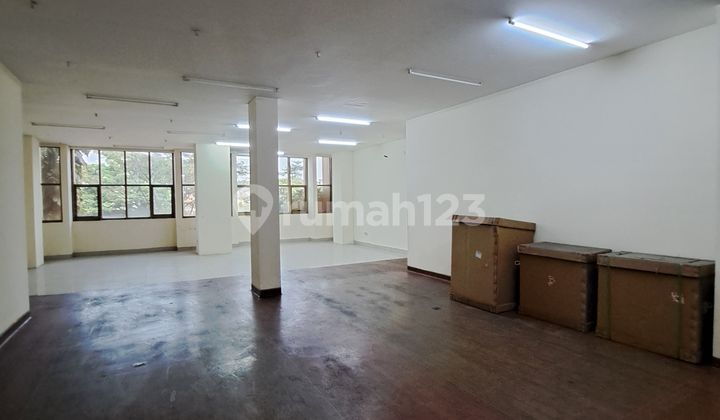 Ready 4-Story Twin Shop House at Golf Lake Residence, Fully Equipped 2