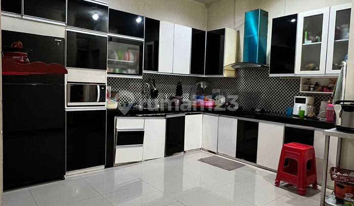 Golf Lake Residence House 8x20 Boulevard Street - Strategic Location Golf Lake Residence House 8x20 Boulevard Street - Strategic Location