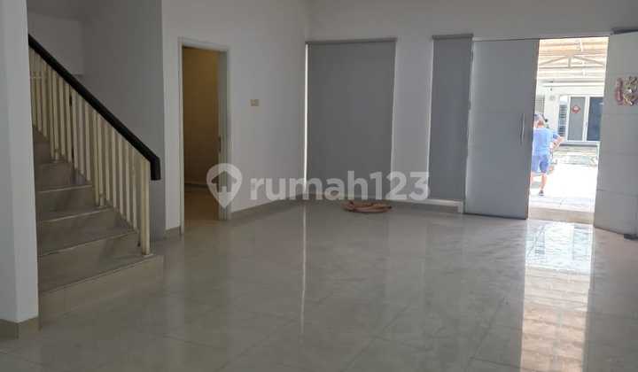 Disewakan Rumah Golf Lake Residence 8X20 Semi Furnis Ada Ac Disewakan Rumah Golf Lake Residence 8X20 Semi Furnis Ada Ac