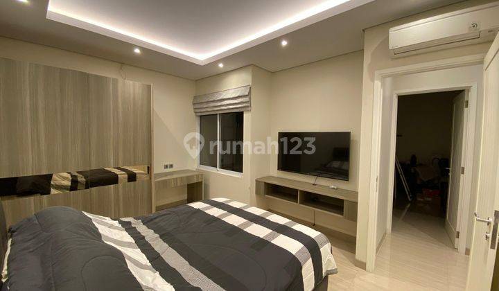 Rumah Minimalis Full Renovasii 8x15 di Golf Lake Residence Siap Huni Nego Sampai Cocok Jakarta Barat 1