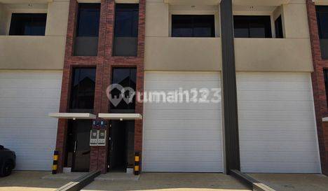 Ready Warehouse Bizpark Pik 2 Size 6x20 Good Condition Spacious Parking Ready Warehouse Bizpark Pik 2 Size 6x20 Good Condition Spacious Parking