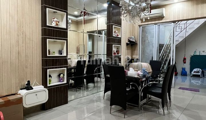 Rumah Golf Lake Residence 8X20 Jalan Boulevard - Lokasi Strategis