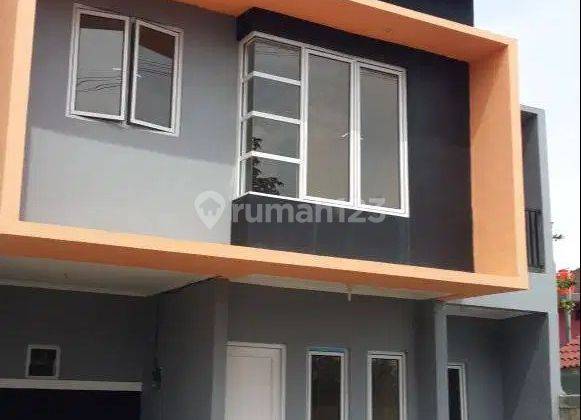 Rumah Dijual di Serua Ciputat 1