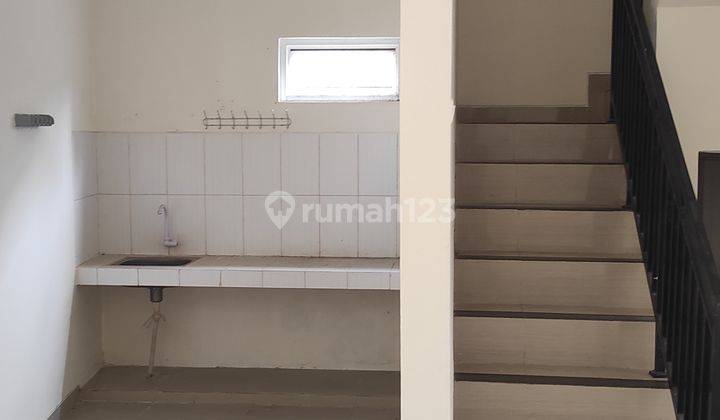 Rumah disewakan di Kav Deplu Ciledug 3