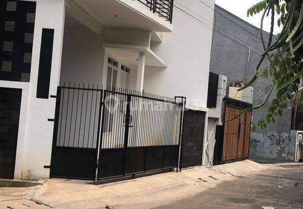 Rumah siap huni di Komplek Pajak Larangan Tangerang  2