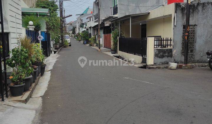 Rumah hitung tanah di Tomang Jakarta Barat  2