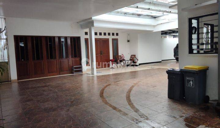 Rumah asri di Kemang Jakarta Selatan  1